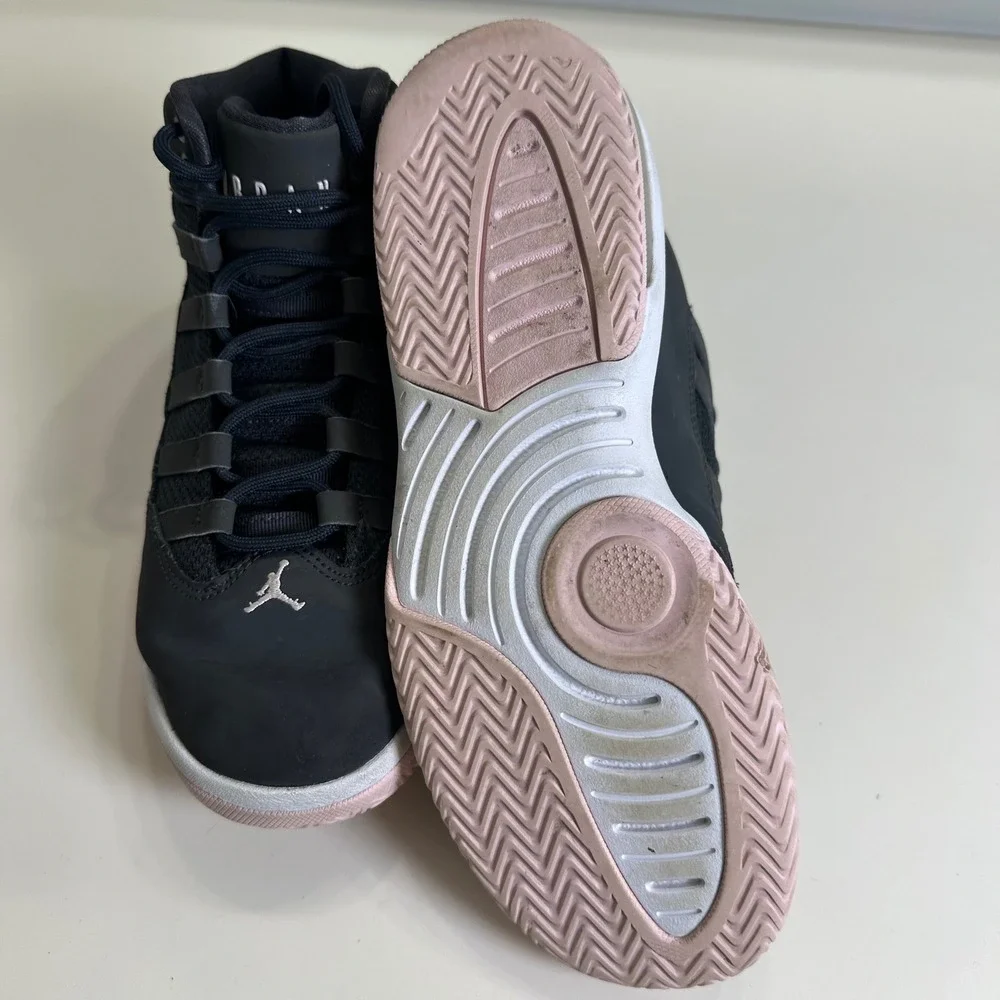 Jordan Max Aura Black Pink White Kids Youth Basketball Shoes 6Y AQ9249-060